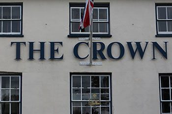 Accommodation in Wells-next-the-Sea_crown-hotel